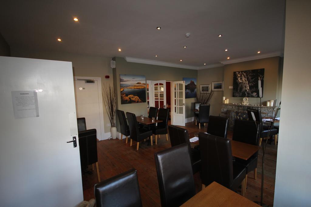 The Sunningdale Guest house 3*