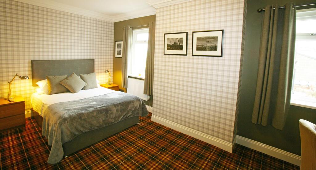 The Sunningdale 3*