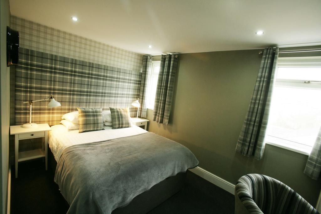 The Sunningdale 3*